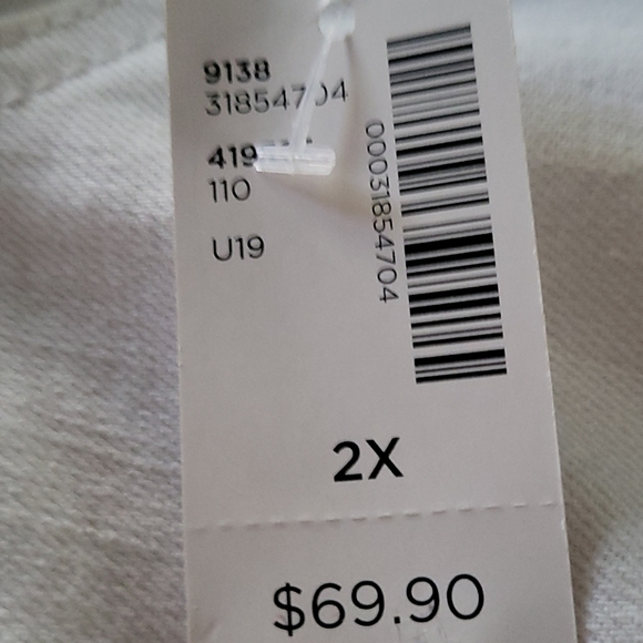 White denim jacket 50" bust, 24"length, brand new - Picture 8 of 8